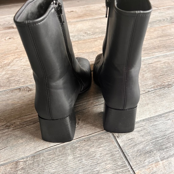 Jeffrey Campbell Troye Black Faux Leather Square Toe Boots, Womens SZ 8 - Picture 3 of 8